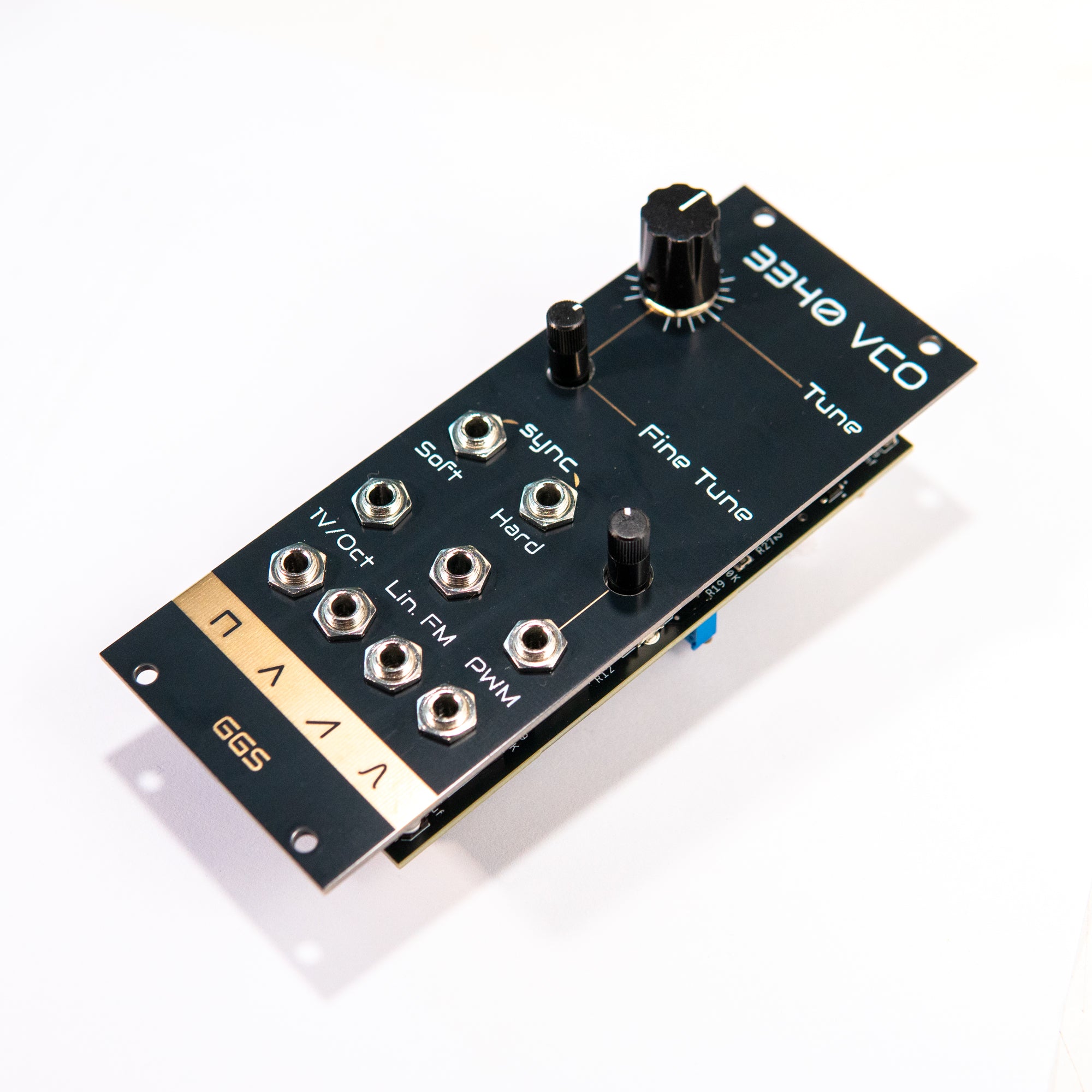 3340 VCO (Voltage Controlled Oscillator) – Fully Assembled