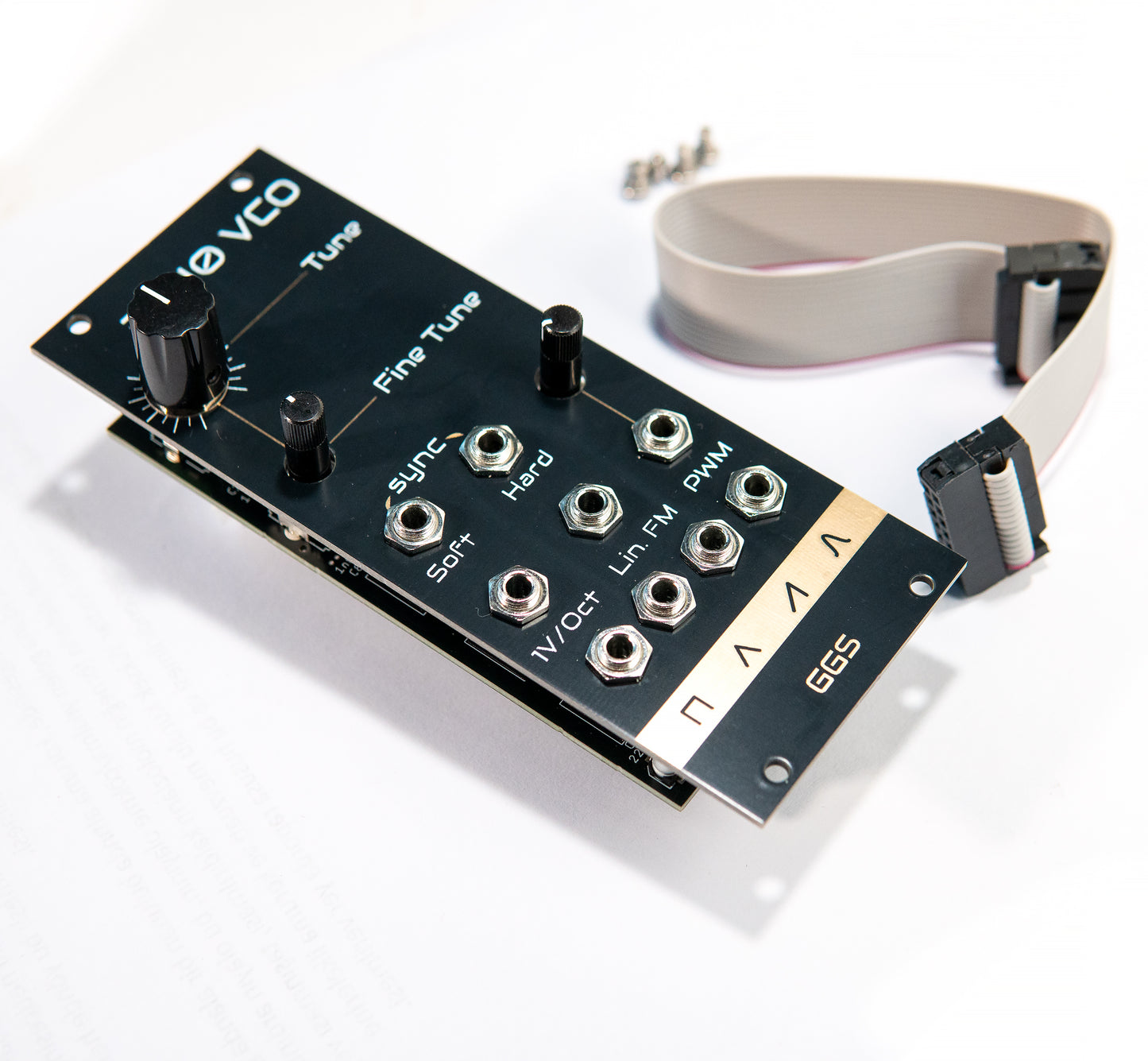 fully assembled and calibrated 3340 VCO. Analog oscillator for eurorack synth. PCB art front panel, ribbon power cable and screws.