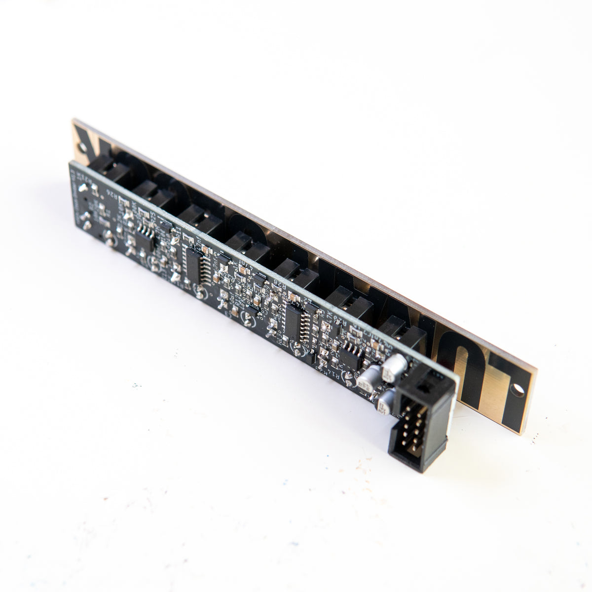 LUN | Clock Divider | DIY Eurorack Module | 4HP