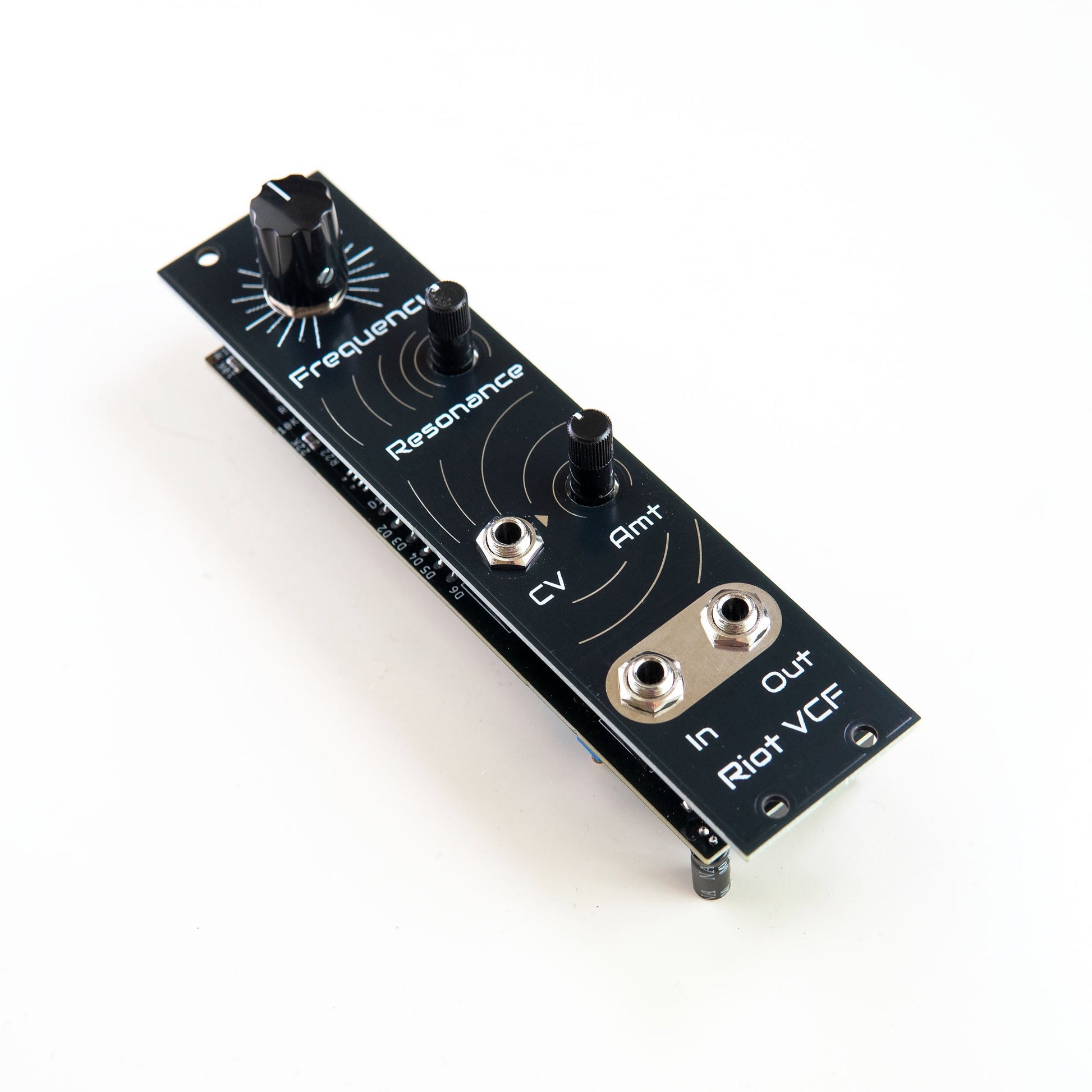 Riot VCF. Analog low pass filter for eurorack modular synthesiser. 6HP aggressive audio filter.